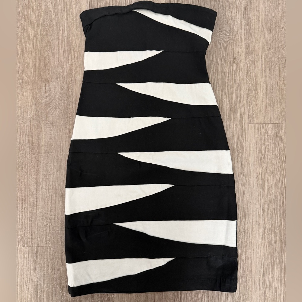 Y2K Black and White Bandage Mini dress, strapless